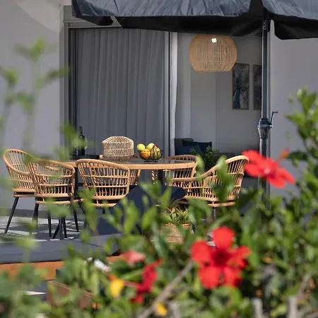 Aegean Eyes 3bd House Ground Floor Semesterbostad *