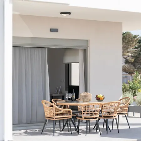Semesterbostad Aegean Eyes 3bd House Ground Floor